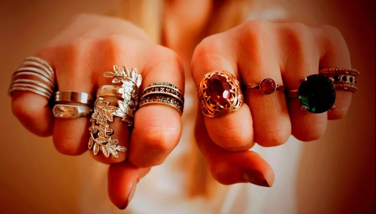 Магия на кончиках пальцев: как маленькое колечко становится вашим личным союзником и помощником в Большом мире!