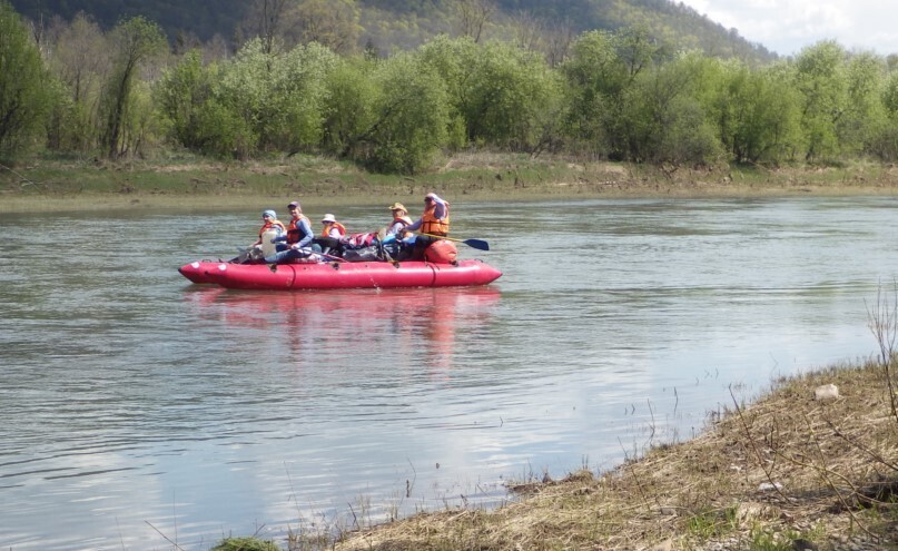 Туризм – это вам не на катамаранах сплавляться, тут бумаги нужны!