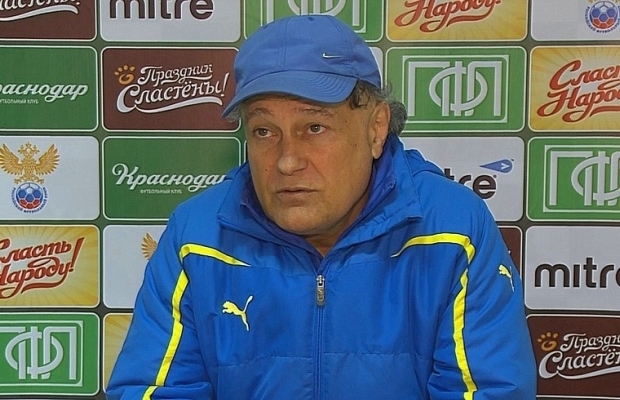 Подслушал разговор про футбол. Ростов проиграл. Часть 2-я. Так пригласите Черчесова или же либо верните Карпина или самого Тумасяна.