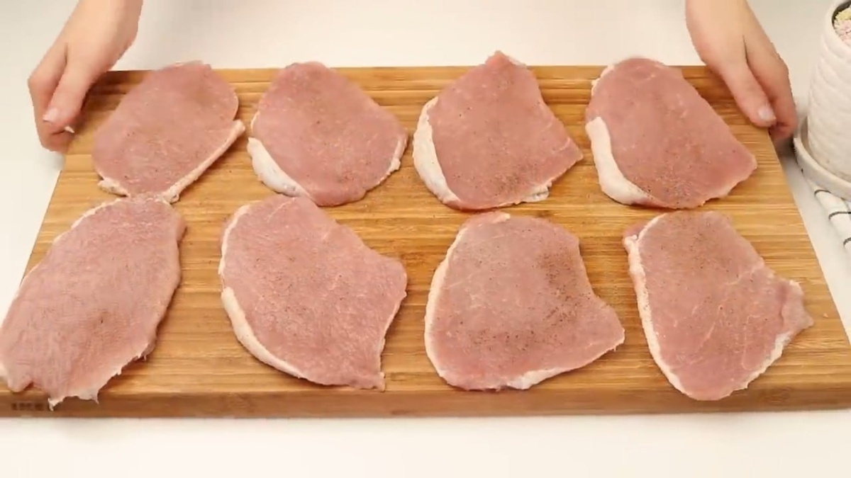 Мягкое, сочное мясо. Это коронное блюдо моей подруги и готовить не сложно.