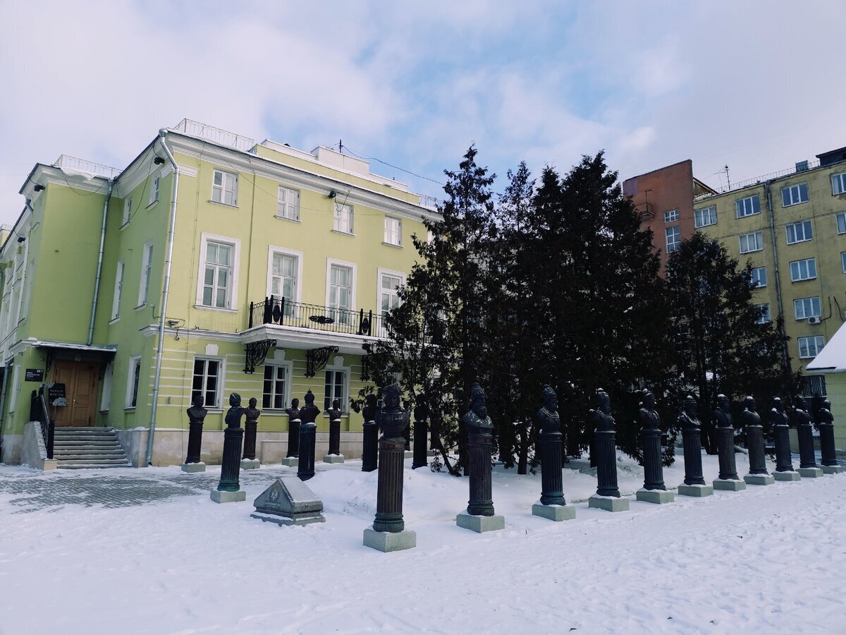 Умер скульптор Зураб Церетели. Какими работами он запомнился?