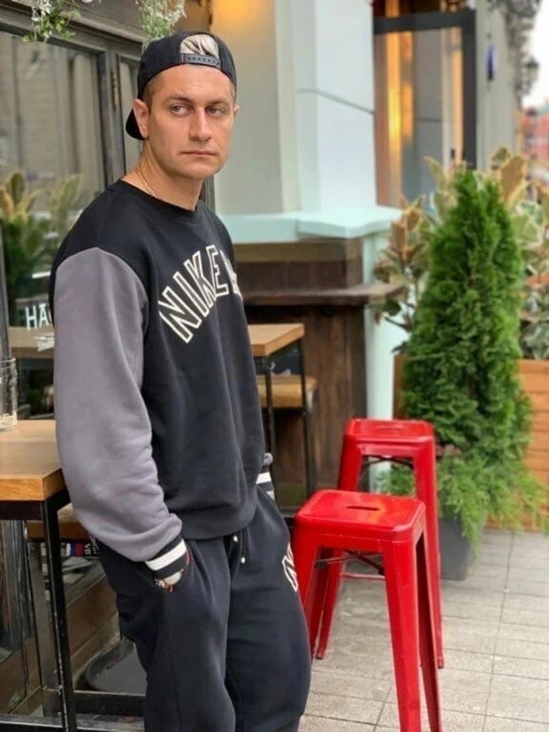 А Вы знаете, что делает Давид Манукян в России? Что он себе позволяет?!