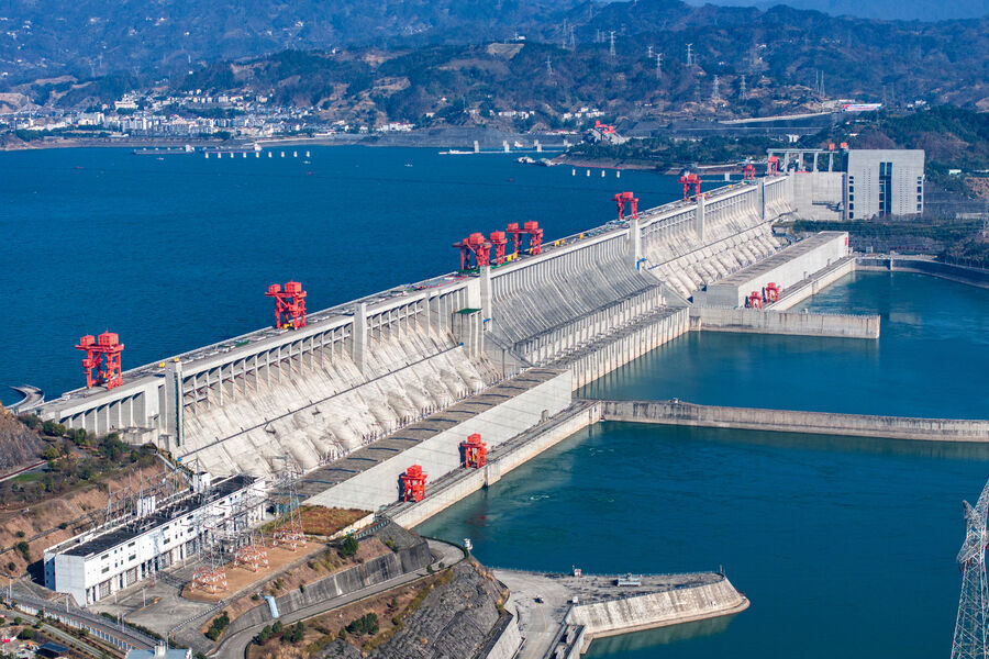 Китай замедлил вращение Земли и удлинил день. Как им это удалось?