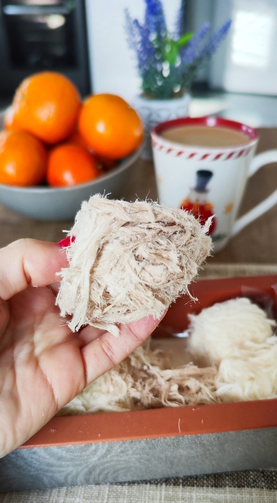 «Волосатые» сладости — новый хит в России: что за «волосы ангела» и почему все их едят?