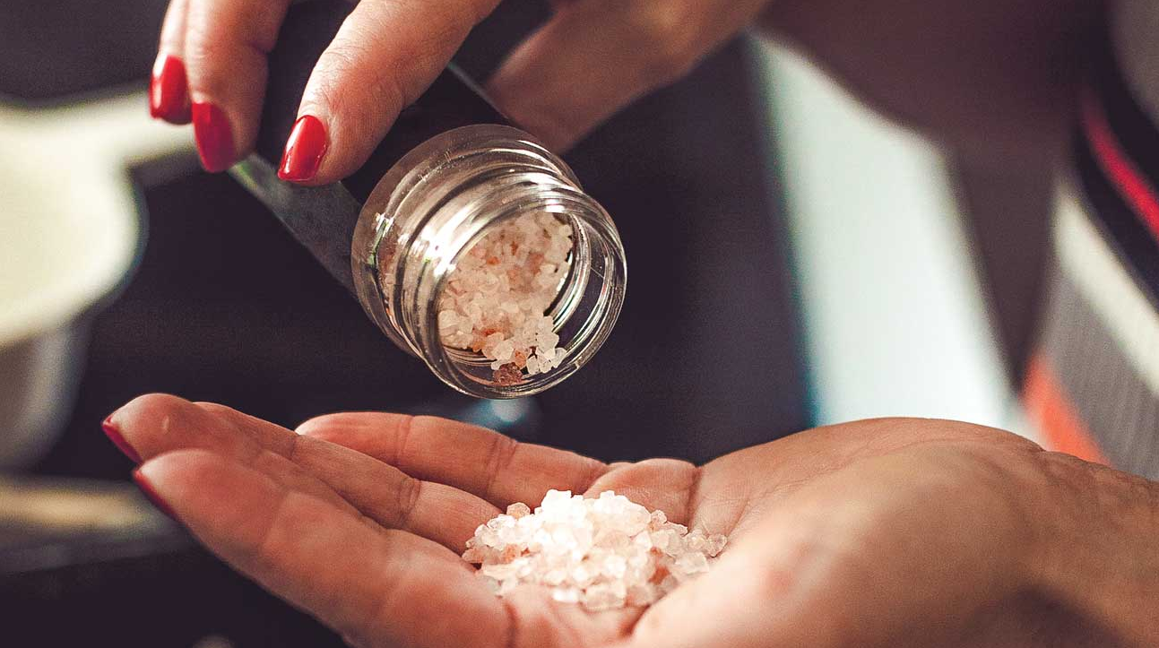 ОТОМСТИЛА И ЗАБЫЛА: как женщины сводят счёты (и почему мужчины до сих пор дрожат?!)