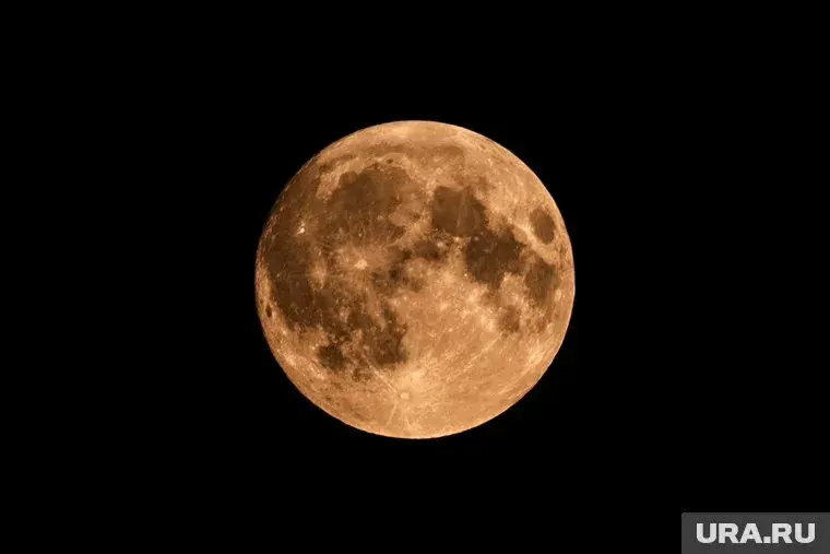 12 мая - цветочное полнолуние: в чем опасность и что запрещено делать