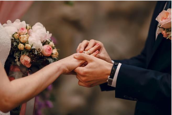 На 10 браков в России 8 разводов. Верной дорогой идем, товарищи?