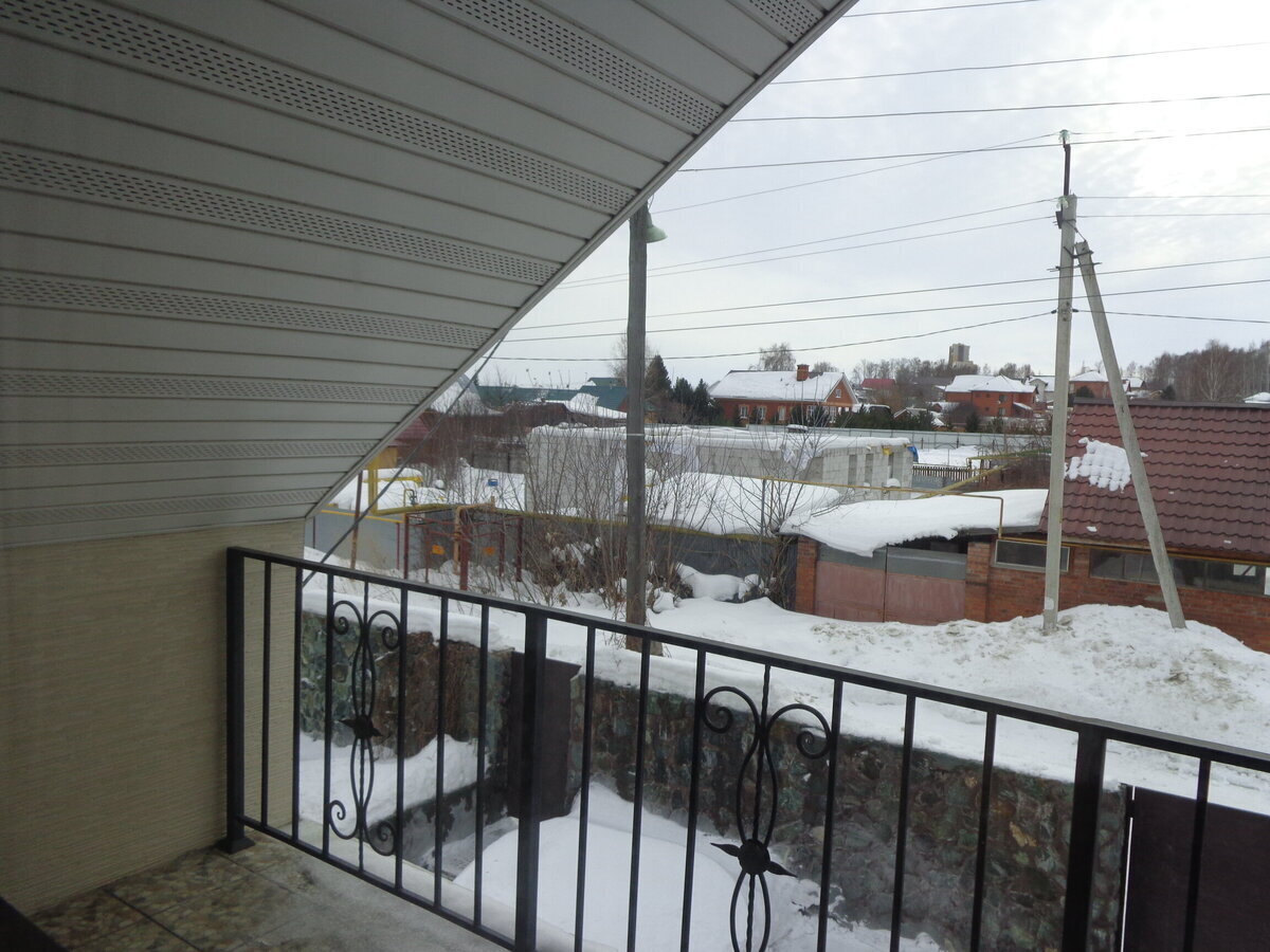 Почему в моем поселке соседи такие агрессивные?