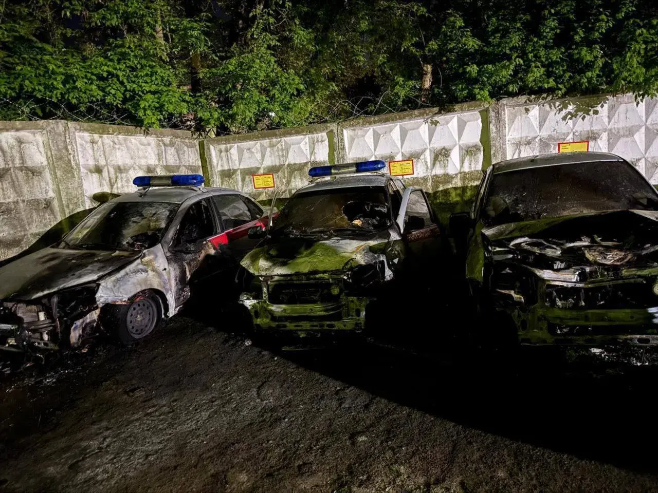 Хотел вернуть «похищенные деньги». Молодая мать подожгла на стоянке в Калуге пять машин Росгвардии