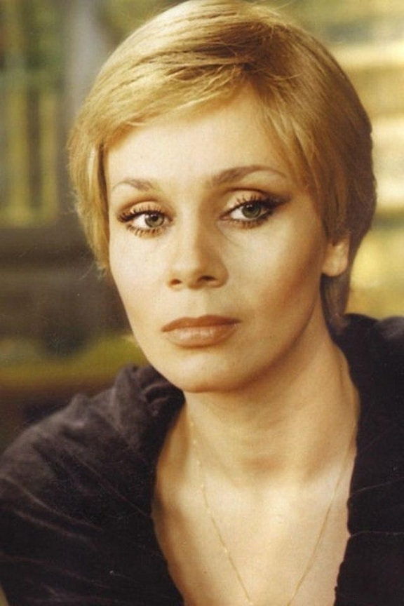 Почему советские актёры играли англичан лучше самих англичан: на примере экранизации «Карман, полный ржи»