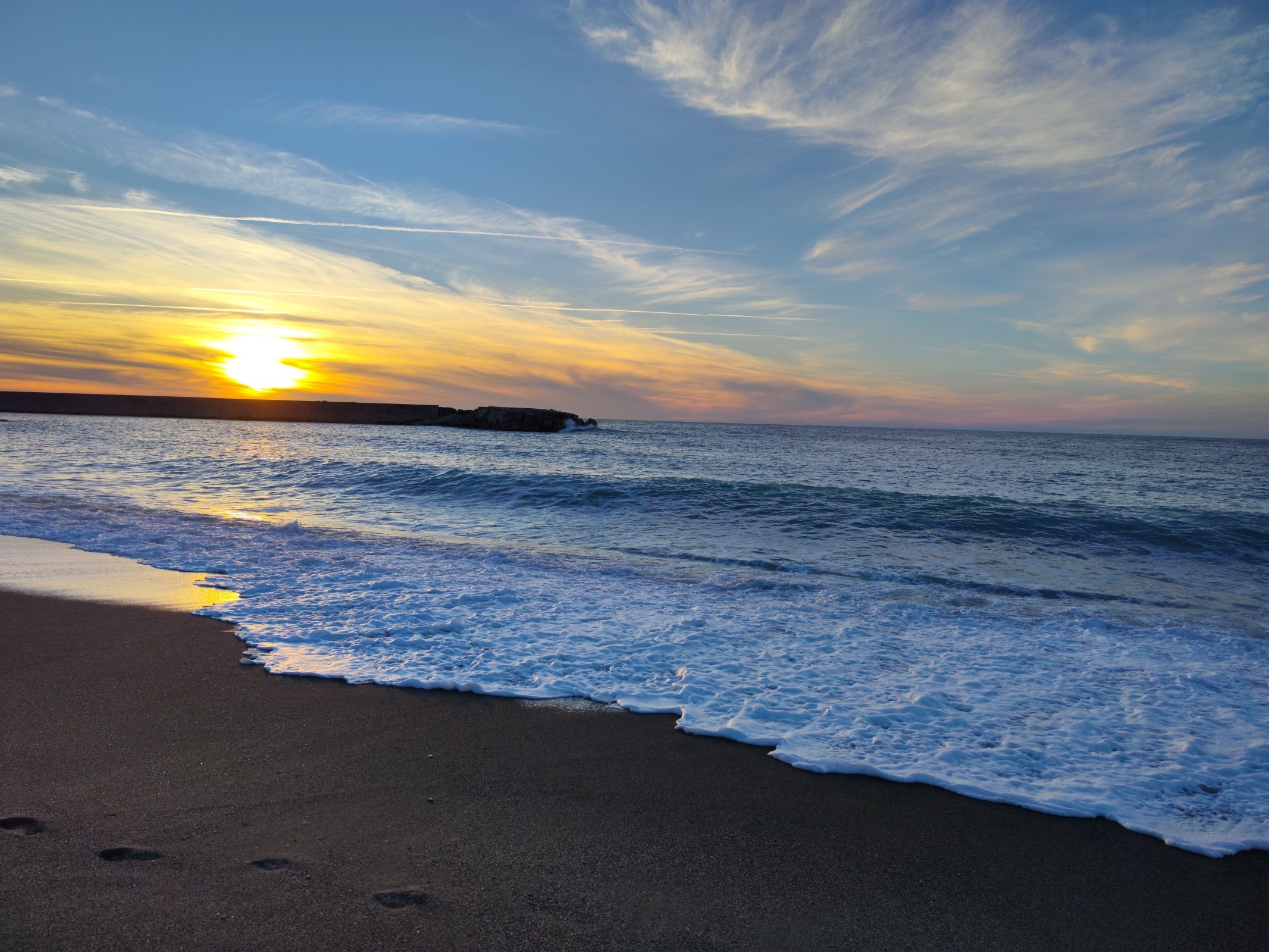 Врач об опасностях в Анапе: можно сгореть или задохнуться