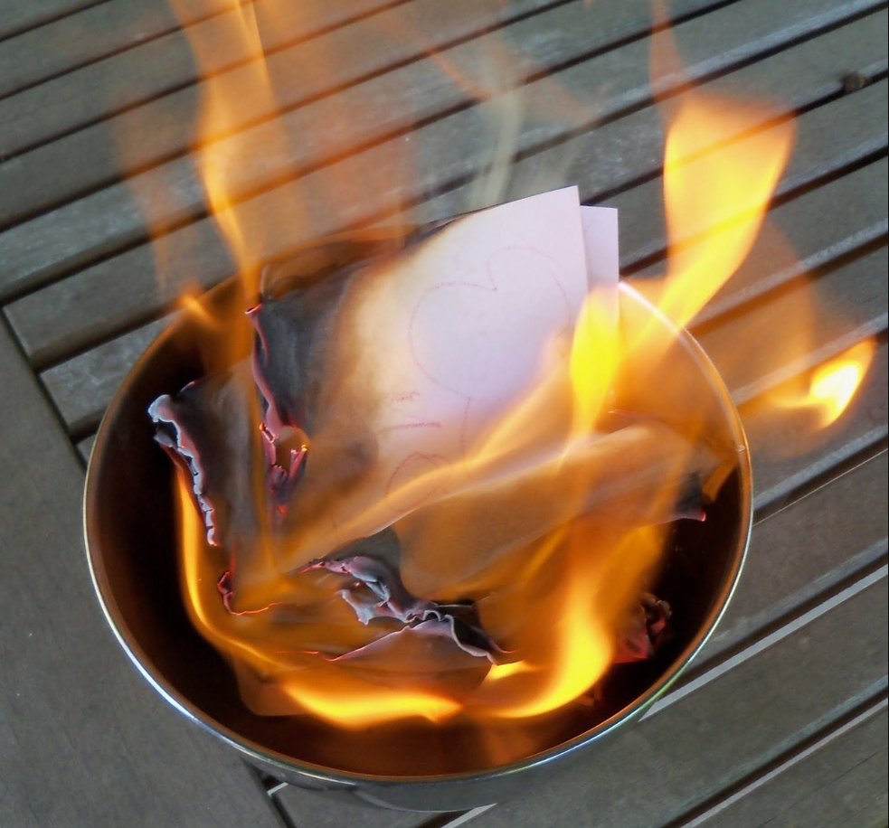 ПИТЬ ИЛИ НЕ ПИТЬ: осознанный выбор в мире, где алкоголь - легальный побег от реальности