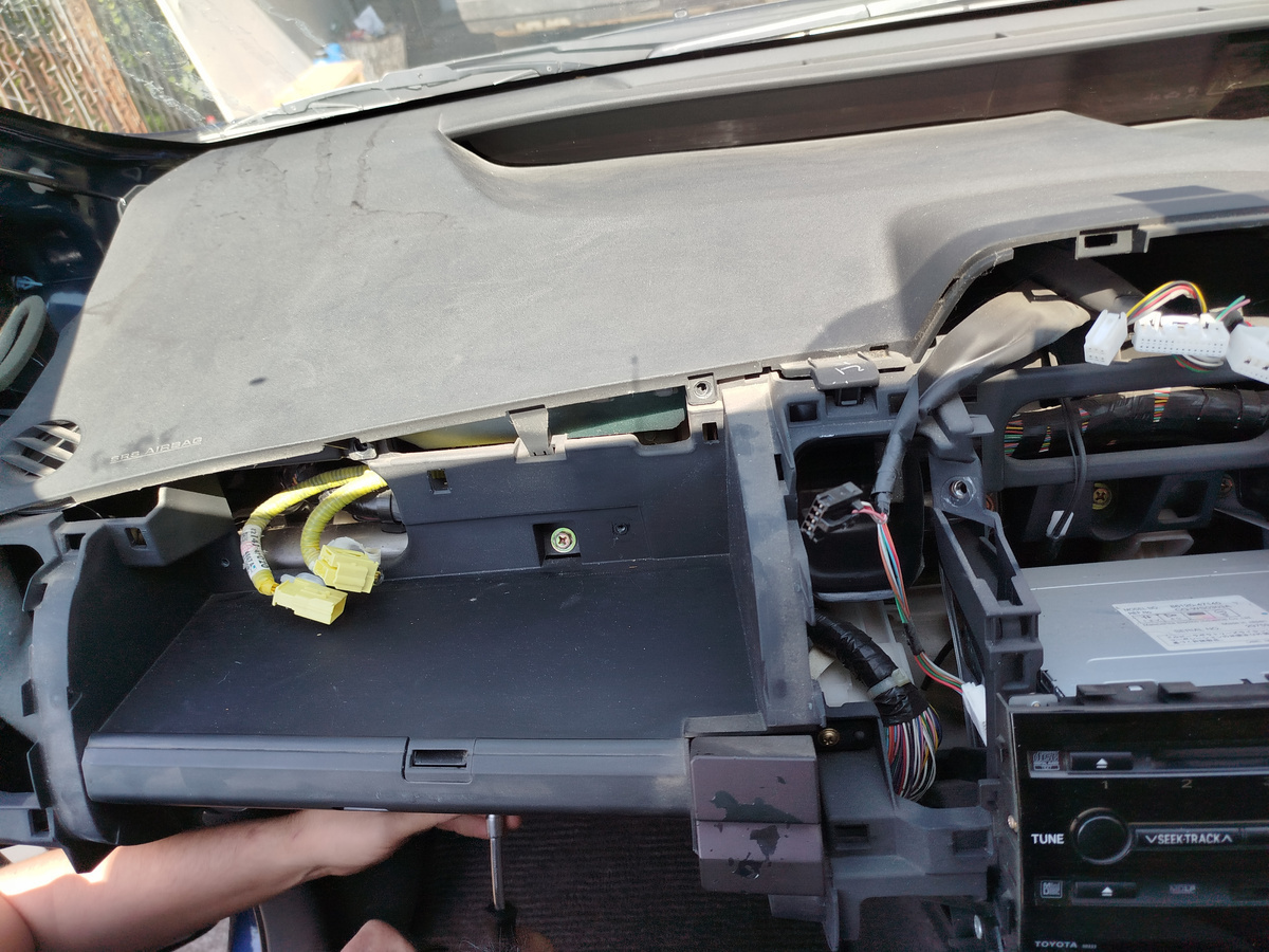 Приус панель приборов(табло) не загорается