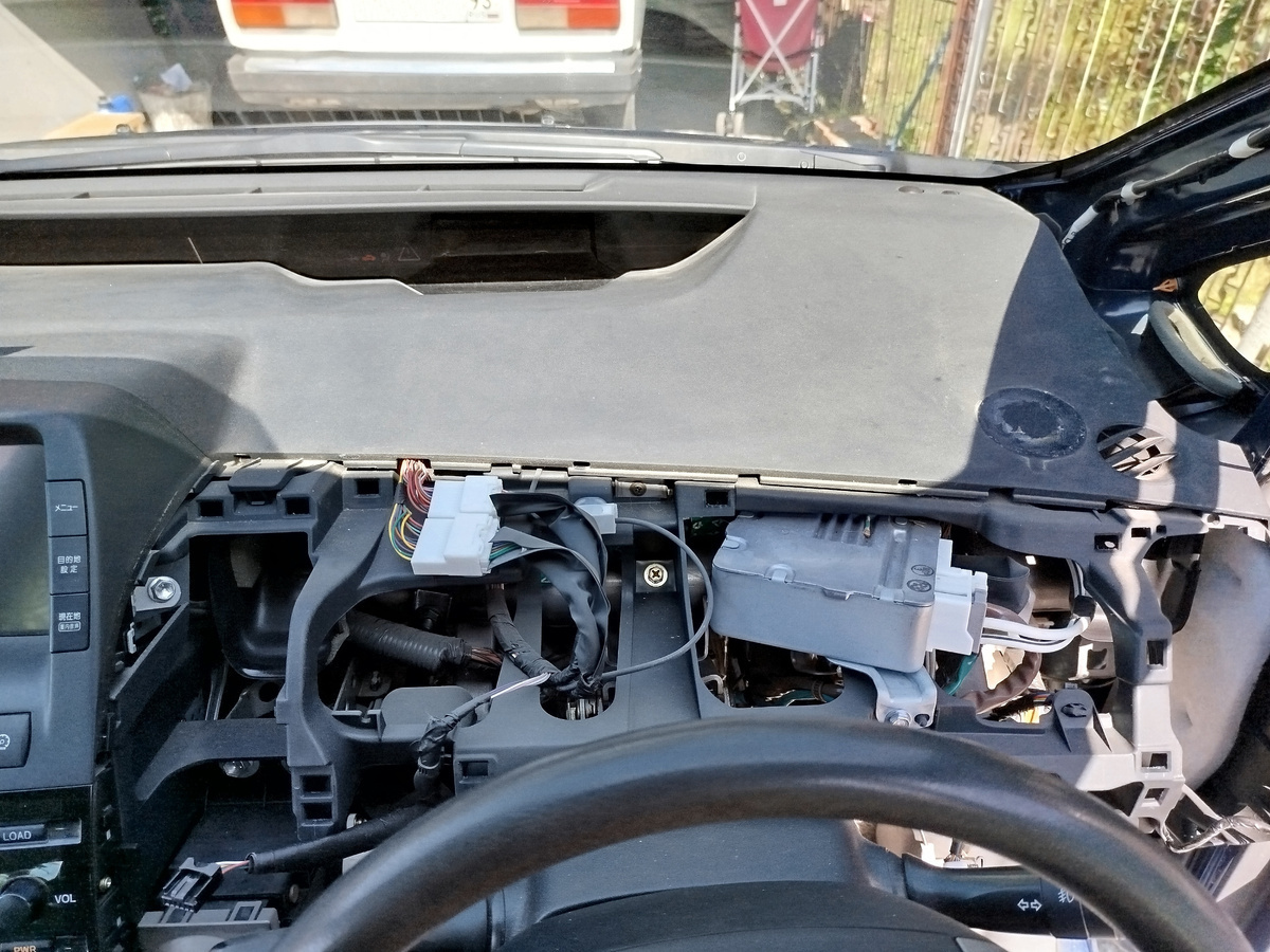 Приус панель приборов(табло) не загорается