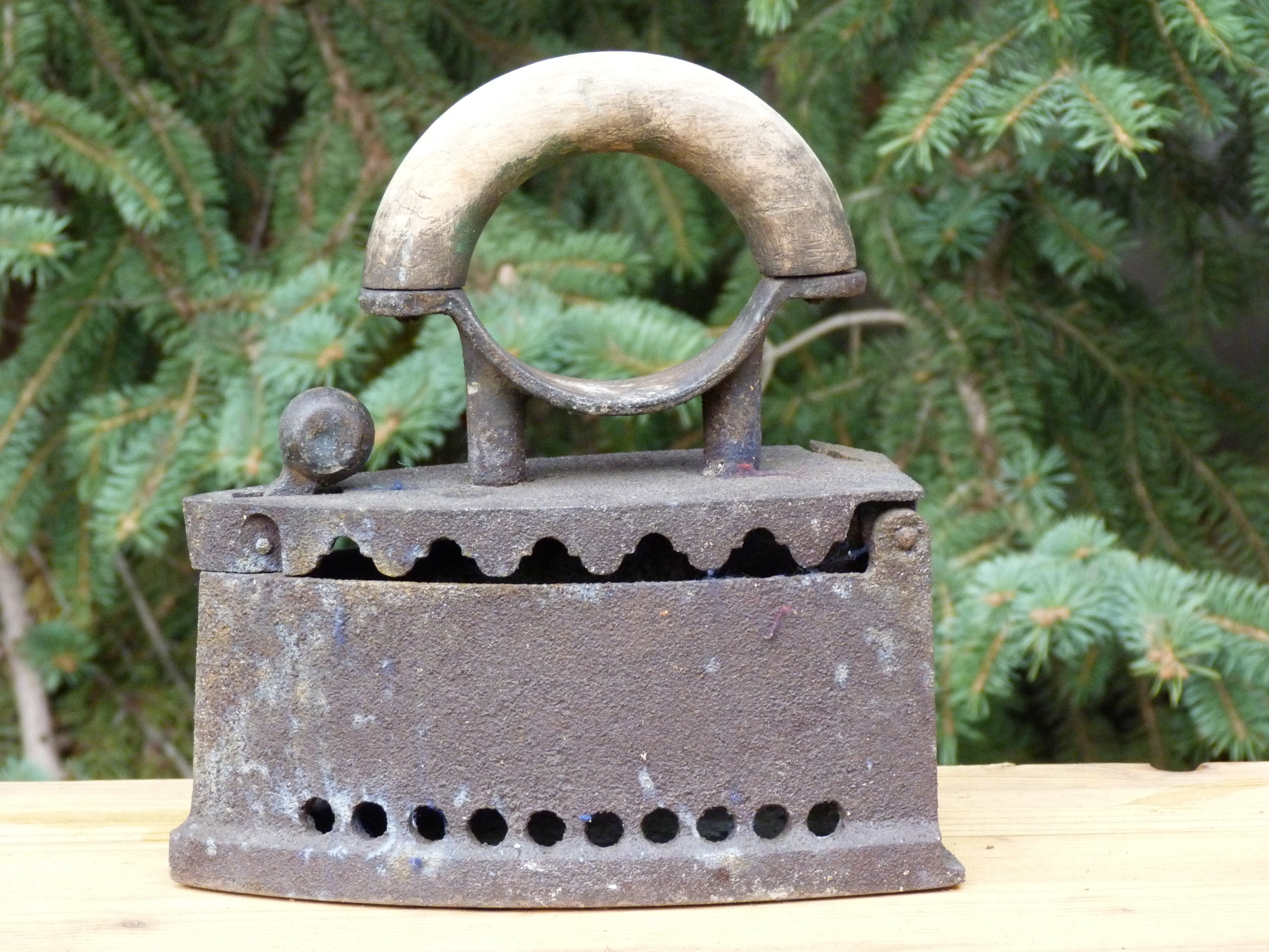 Еще три способа по очистке утюга от пригара