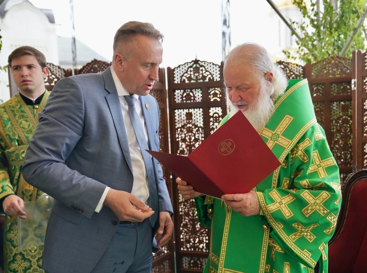 «Плата за будущее нации»: Как отключение интернета спасет Россию от вымирания (и других надуманных проблем)