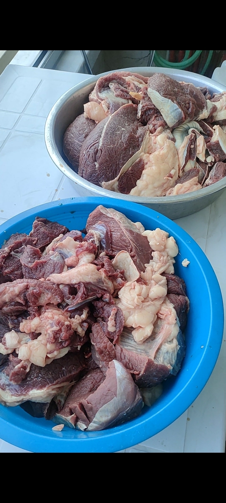 Выживание у турецкой свекрови на байрам – день первый: принесли вонючее ведро, потом набежала голодная толпа и я их обслуживала