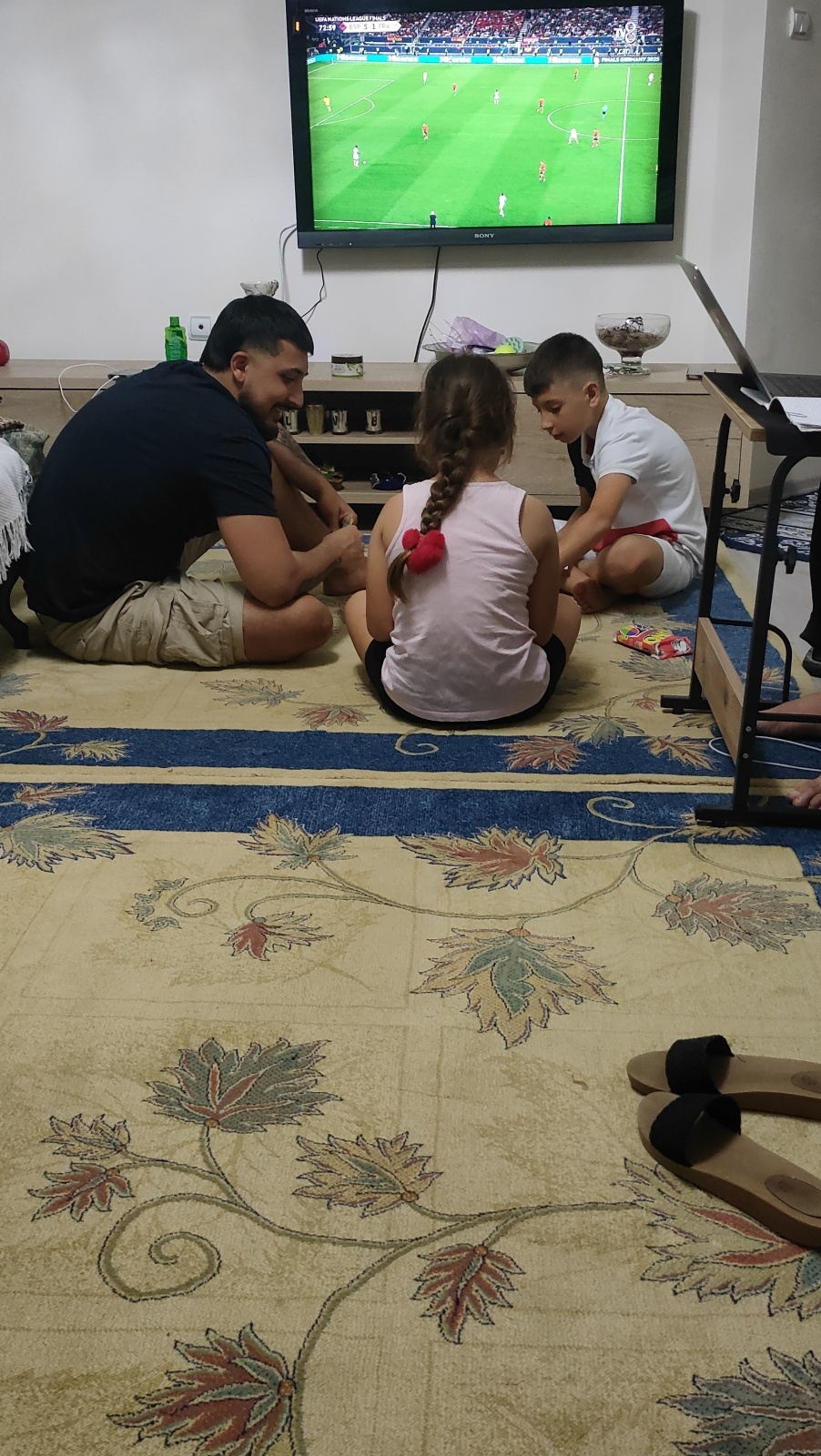 Выживание у турецкой свекрови на байрам – день второй: сгорела от стыда, бросила свекровь, мужики достали уже