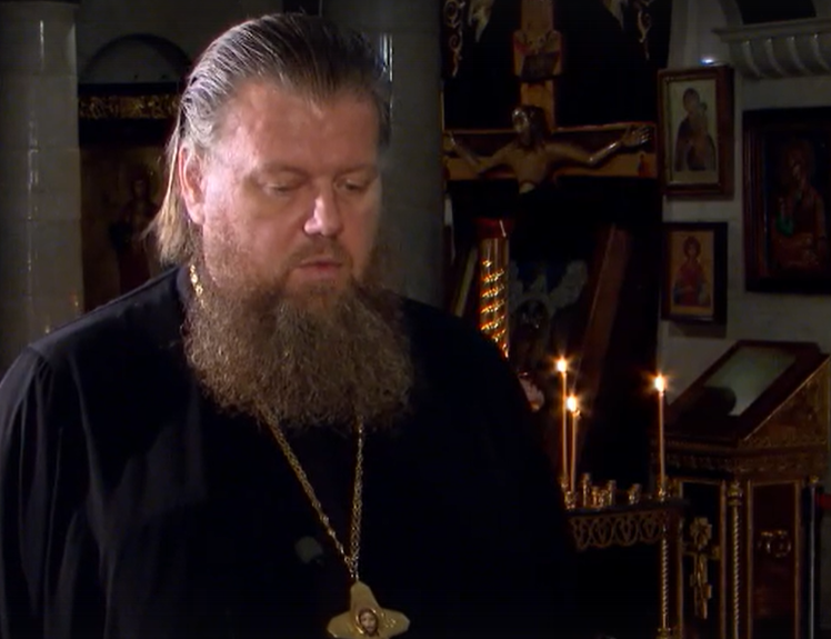 Протоиерей призвал по воскресеньям закрывать гипермаркеты для улучшения демографической ситуации в России. Детей делать теперь положено натощак?