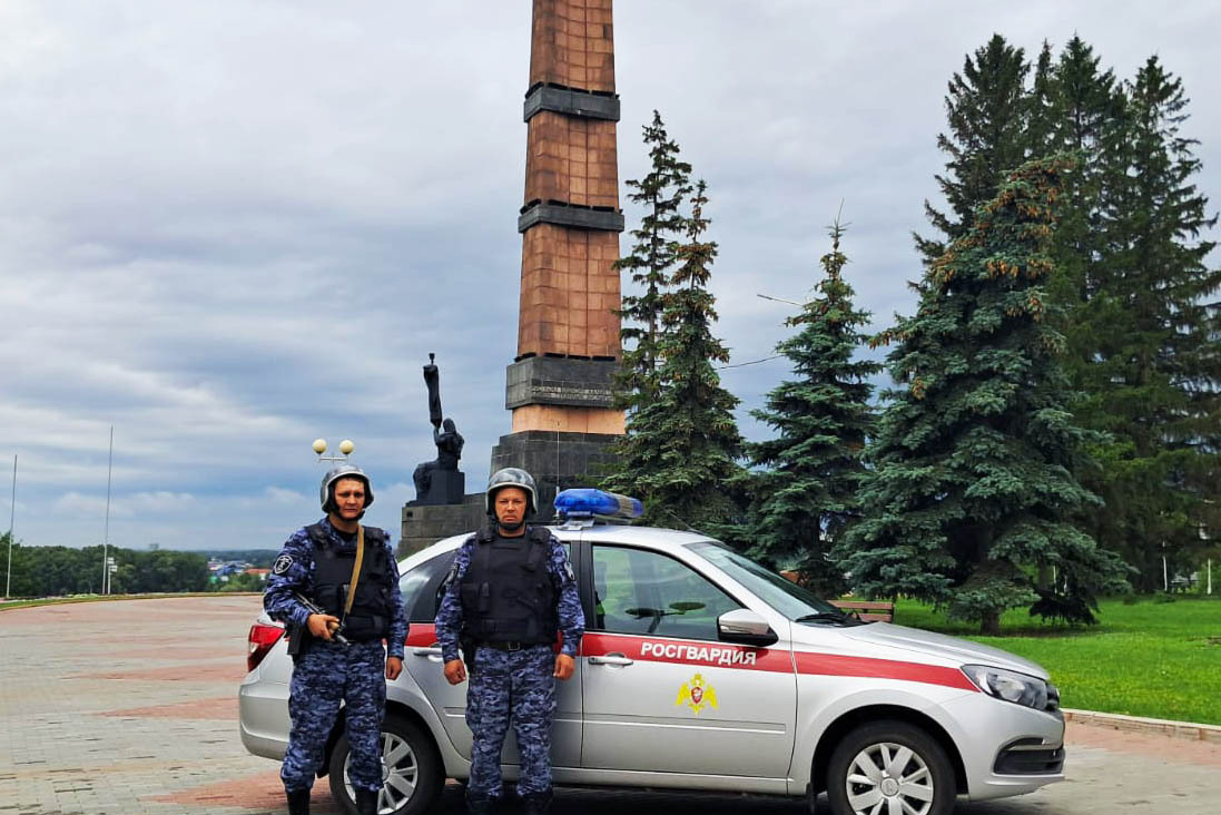 Росгвардейцы задержали воров-рецидивистов в Башкортостане