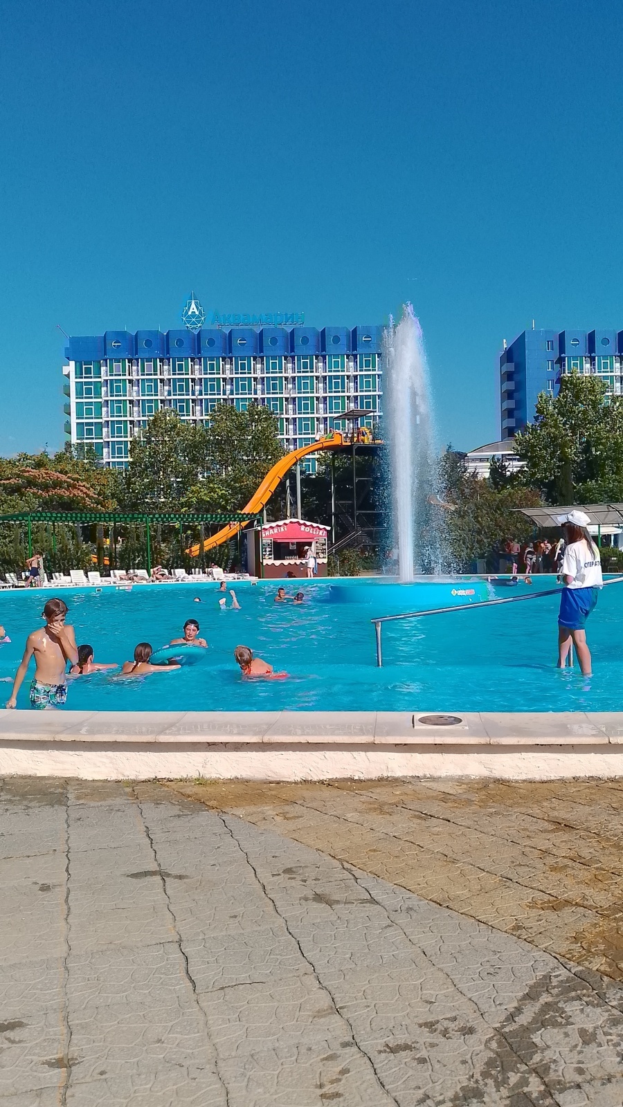 Как не свернуть шею в аквапарке