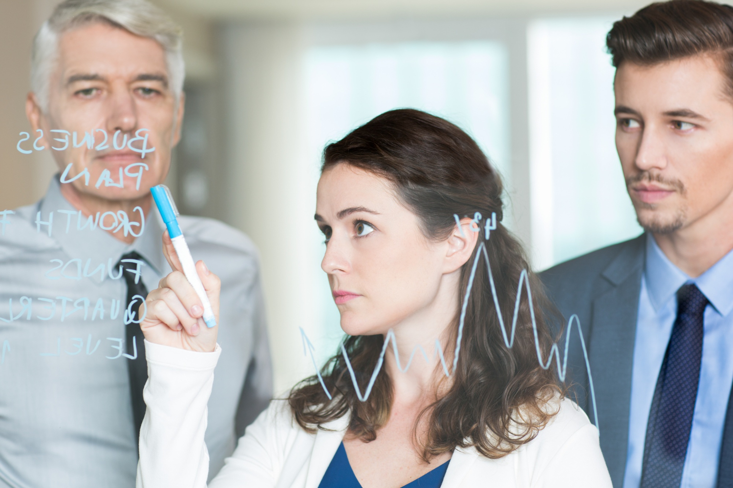 «Суд восстановил на работе москвичку, уволенную из-за нейросетей» — разбираемся, как все было на самом деле