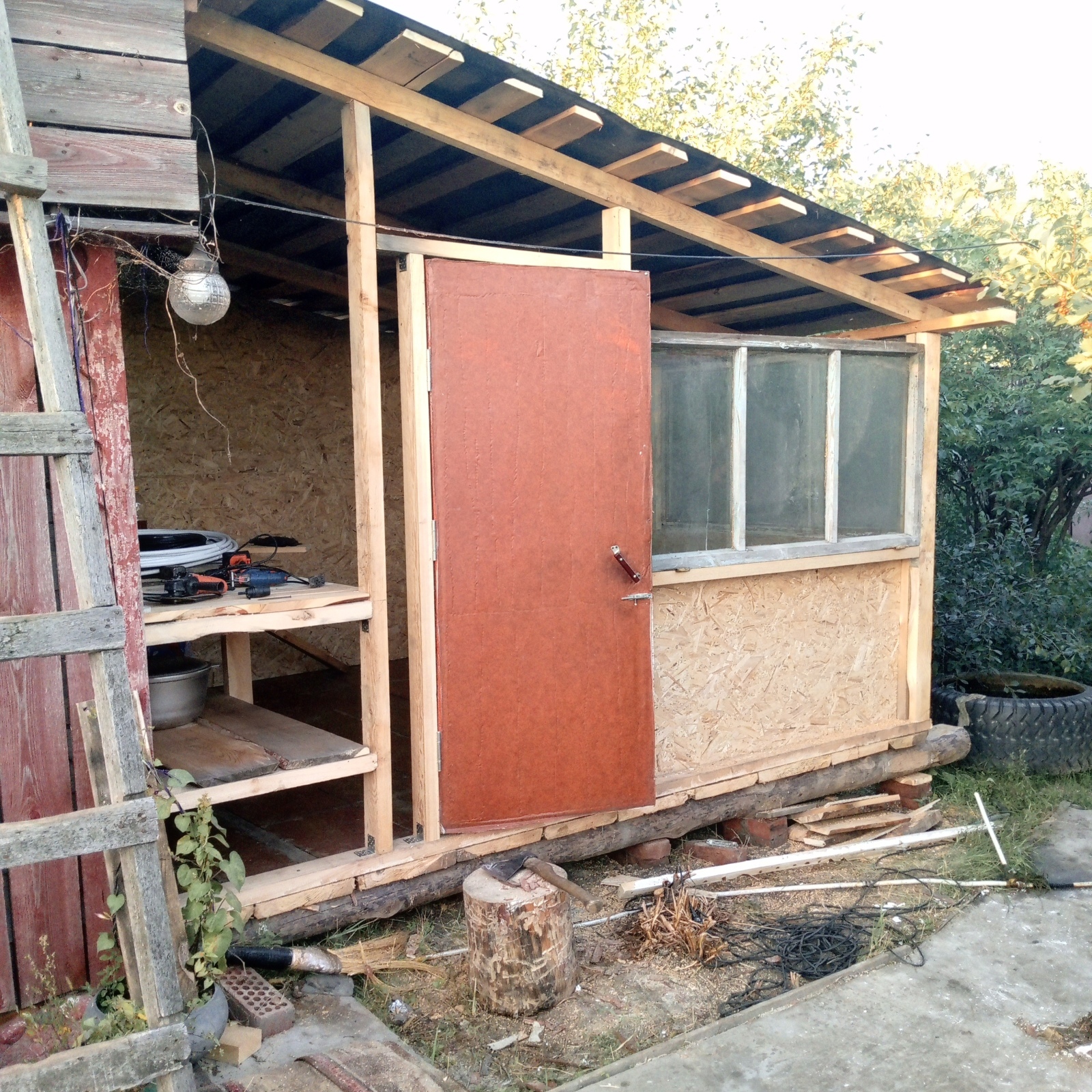 Продолжаем строить летнюю кухню