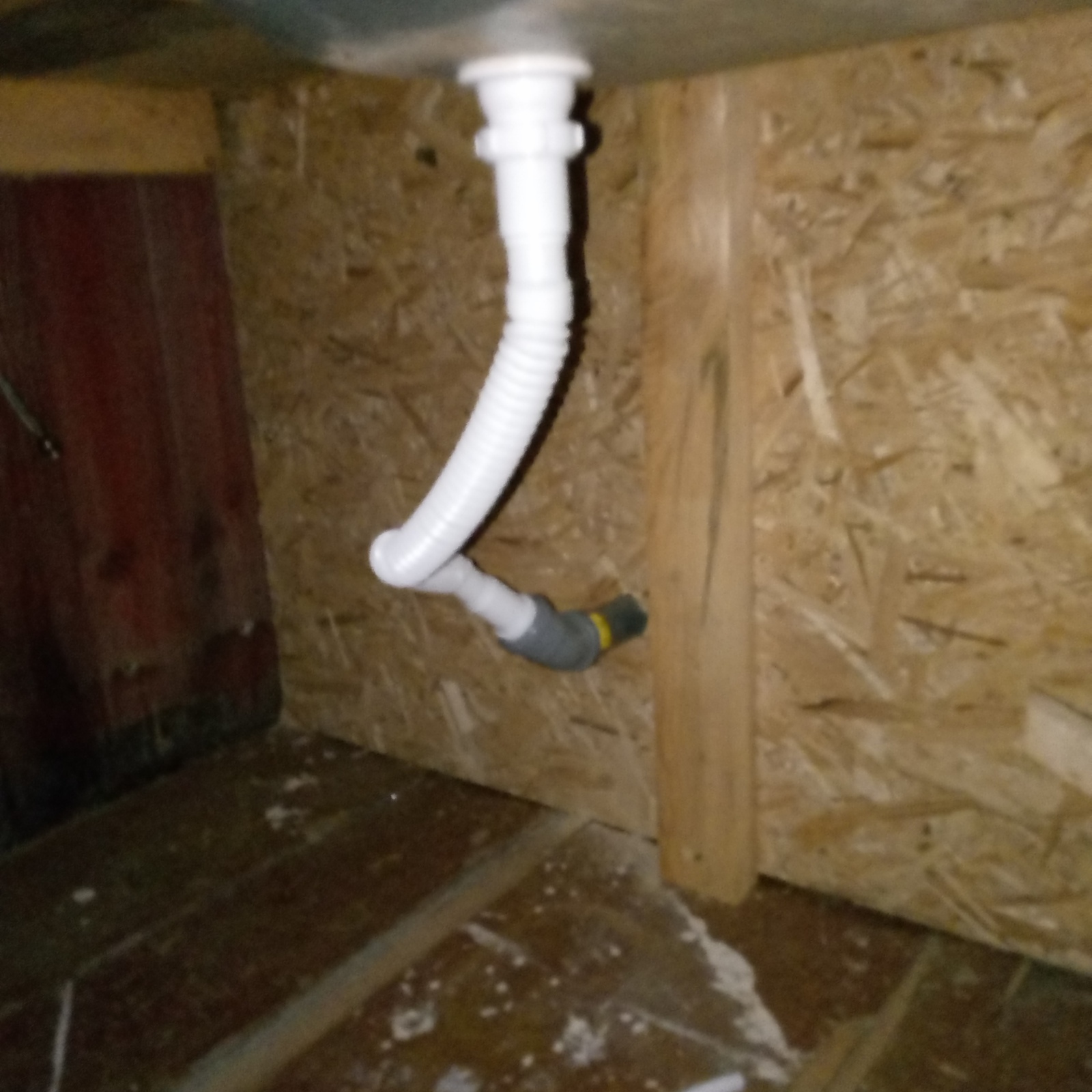 День четвёртый , стройка летней кухни.