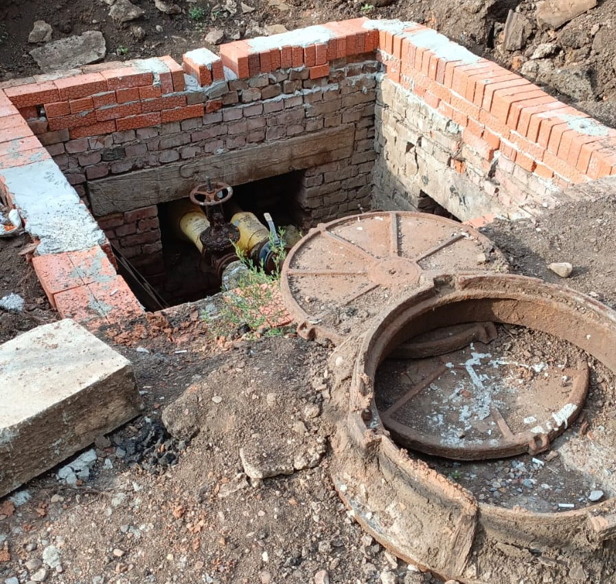 Жители г. Салават уже 2 месяца сидят без горячей воды. В городе отключают горячую воду, не соблюдают сроки подачи и не расклеивают объявления.