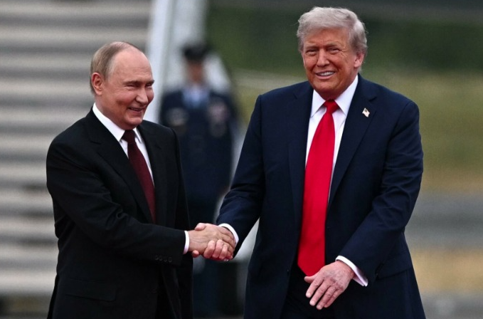 Москва раскрыла детали телефонного разговора Трампа и Путина