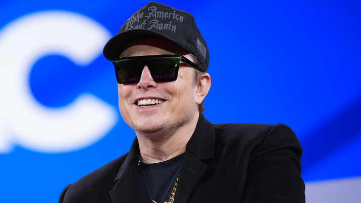 Вэнс призывает Маска оставаться «лояльным» к Республиканской партии Трампа.