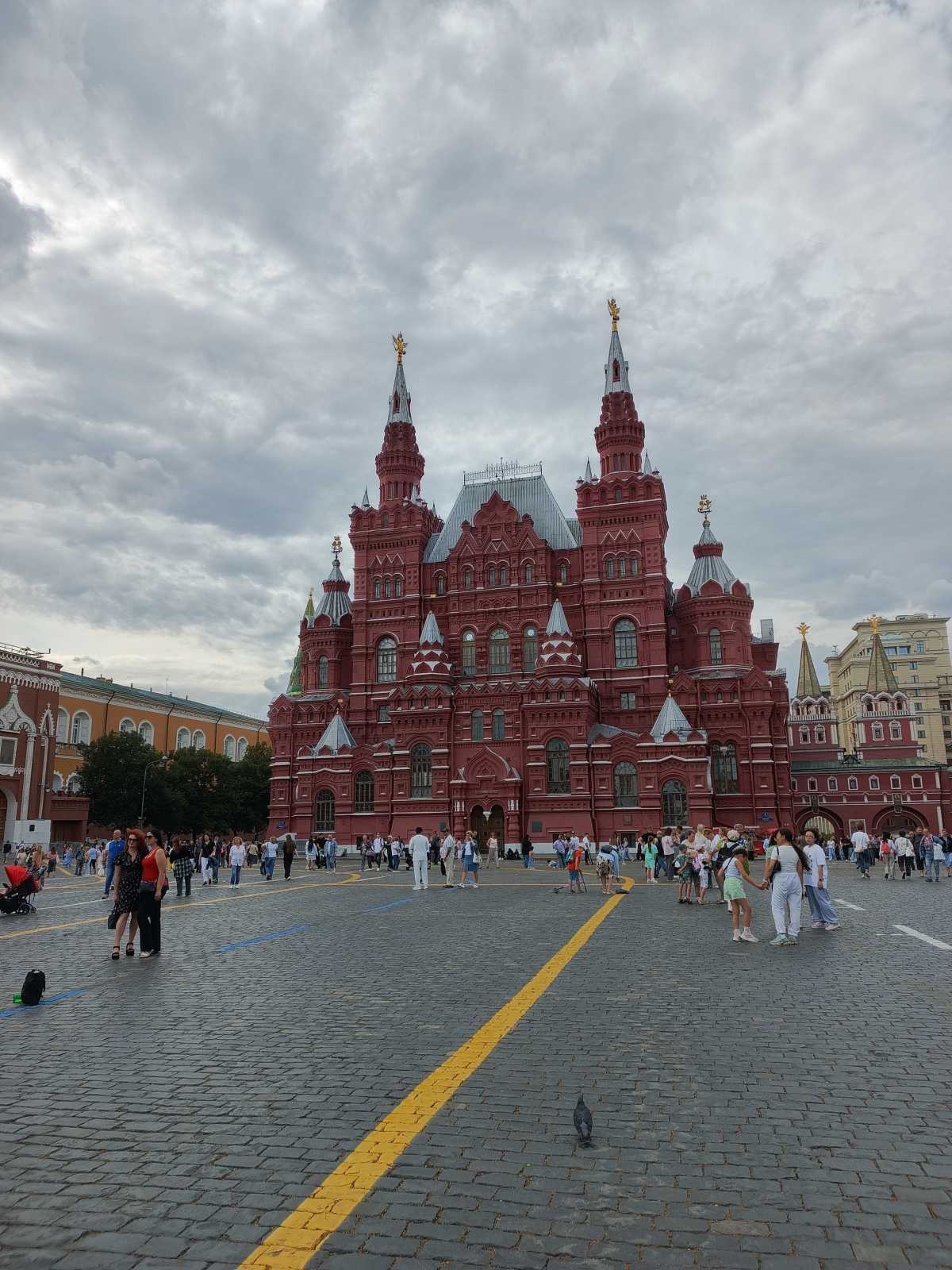 Съездить в Москву и не лопнуть от зависти: возможно ли?