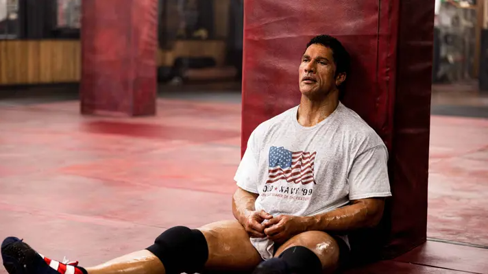 Похудевший Дуэйн «Скала» Джонсон на Венецианском кинофестивале.