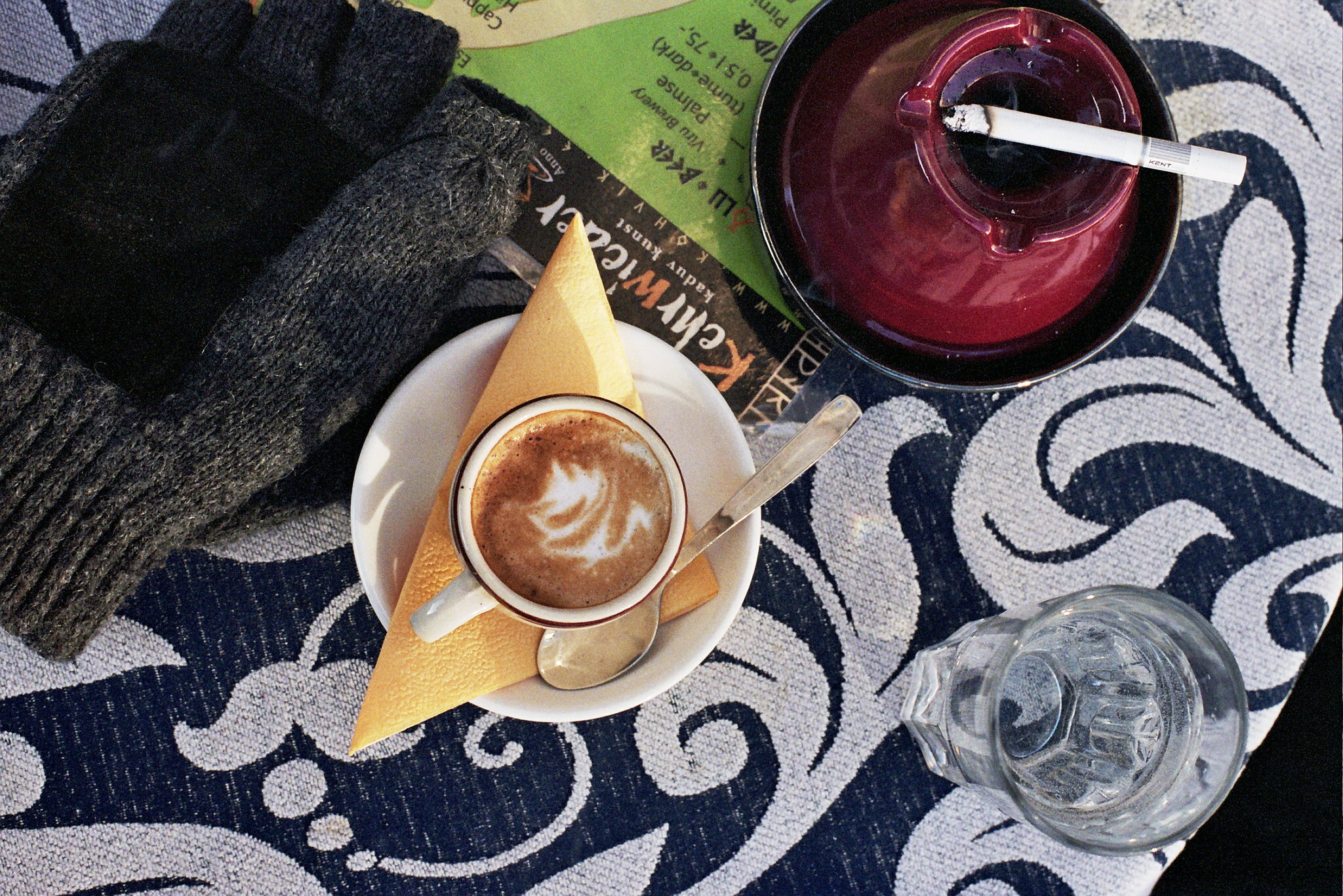 Можно ли курить в кофейне: что говорит закон