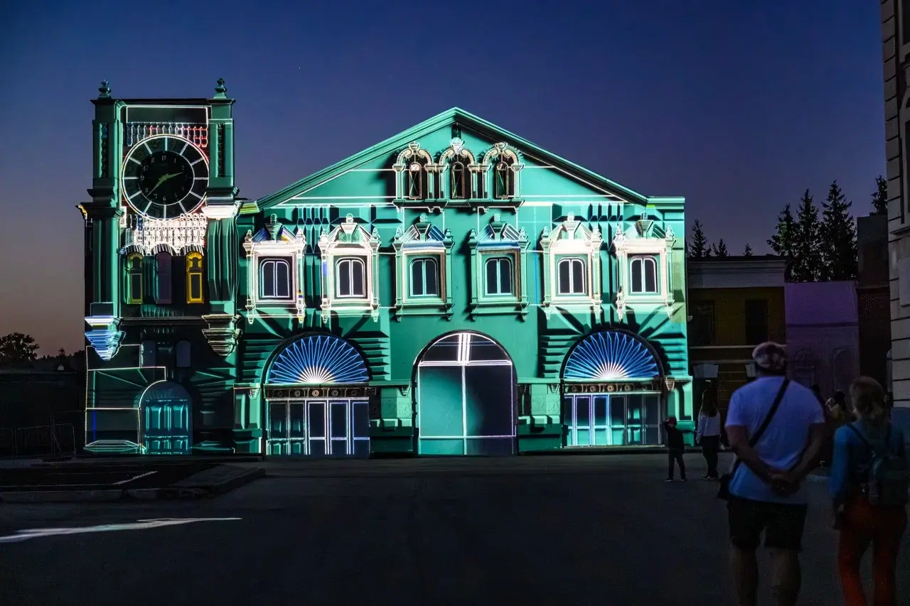 В кинопарке «Москино» впервые прошел фестиваль света «Проекция»