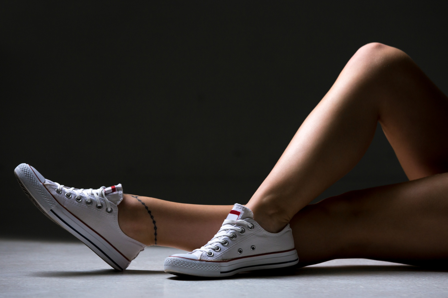 Преступление на почве фетишизма: клиент сбил продавца из интернета за отказ понюхать ее ноги