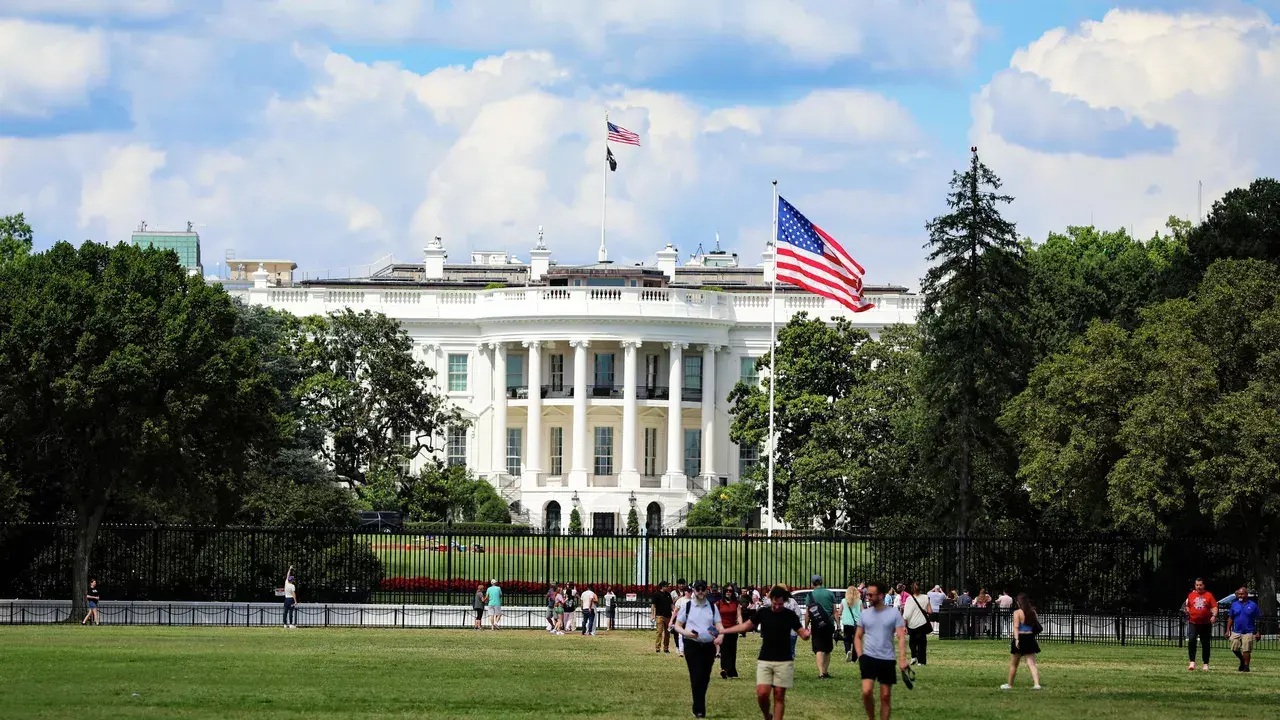 Обзор. Введение бесполетной зоны над Украиной: последствия и риски