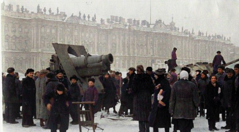 Блокадный Ленинград возвращает имена: Как в разгар войны город отказался от советских названий