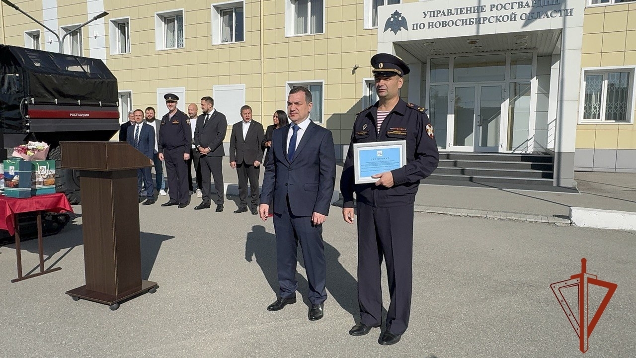 Мэрия Новосибирска подготовила партию оборудования для бойцов Росгвардии, выполняющих задачи специальной военной операции Мэрия Новосибирска подготовила партию оборудования для бойцов Росгвардии, выполняющих задачи специальной военной операции