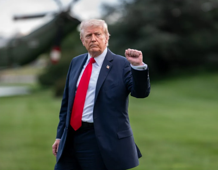 Трамп назвал Россию "бумажным тигром" и заговорил о победе Украины