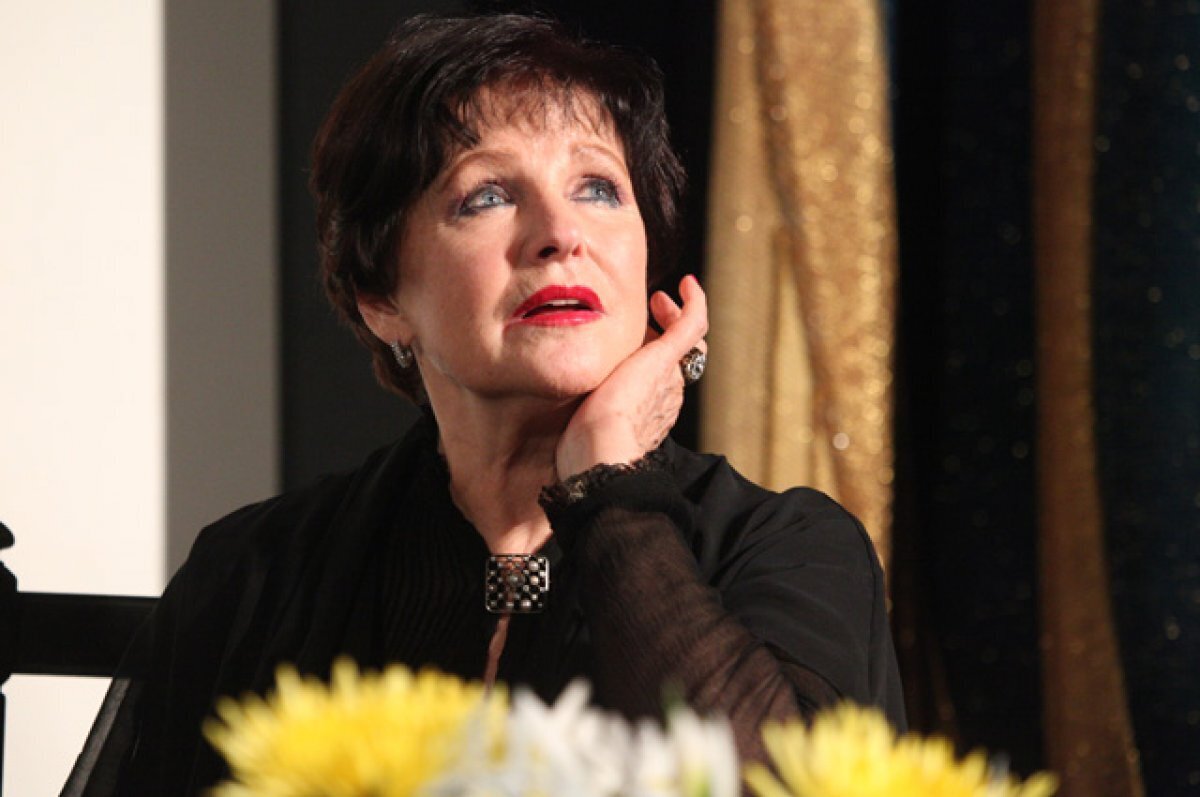 В ответ – лишь молчание. Как получилось, что Наталья Фатеева оказалась одна при наличии сыновей и внуков?