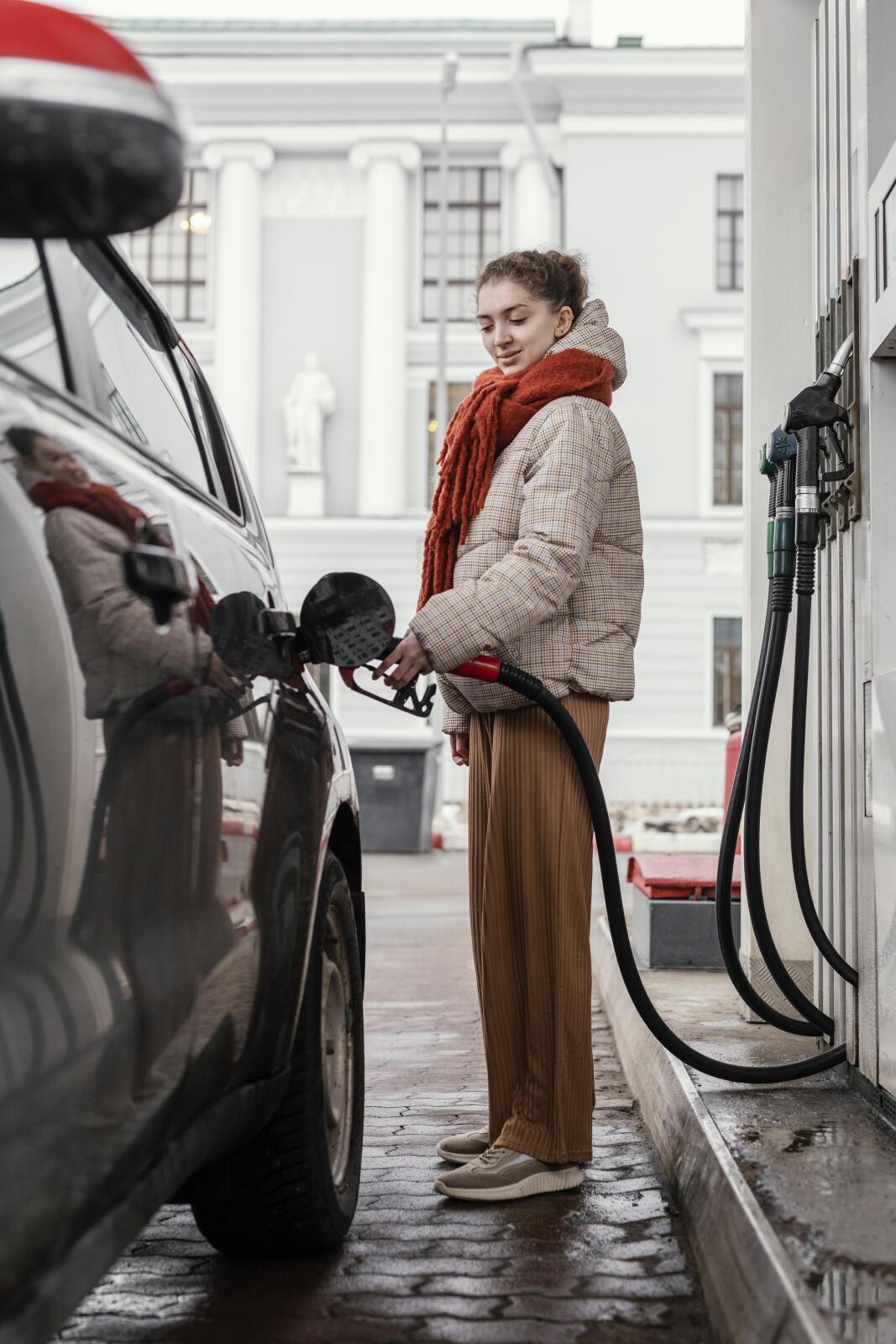 Дефицит бензина в ближайшее время будет устранен, заверил глава минфина Силуанов