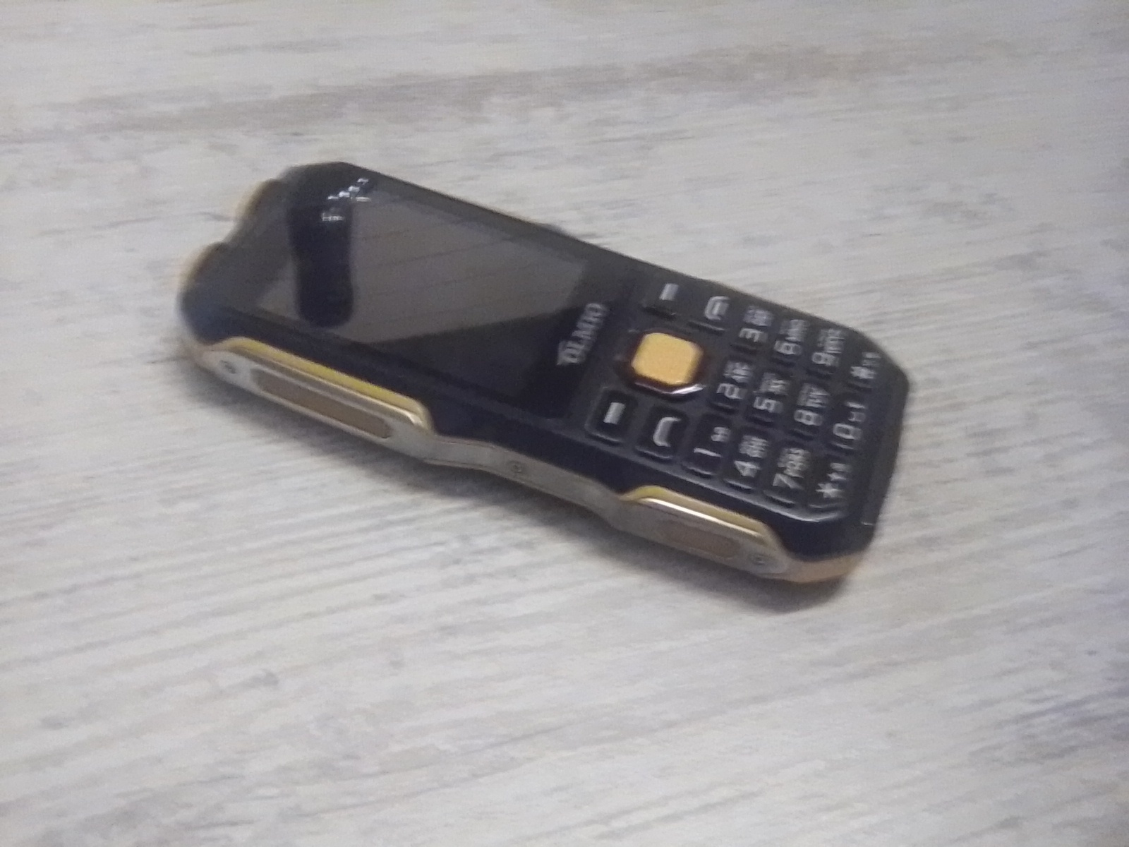 А Вас, Штирлиц (гражданин)), я попрошу остаться