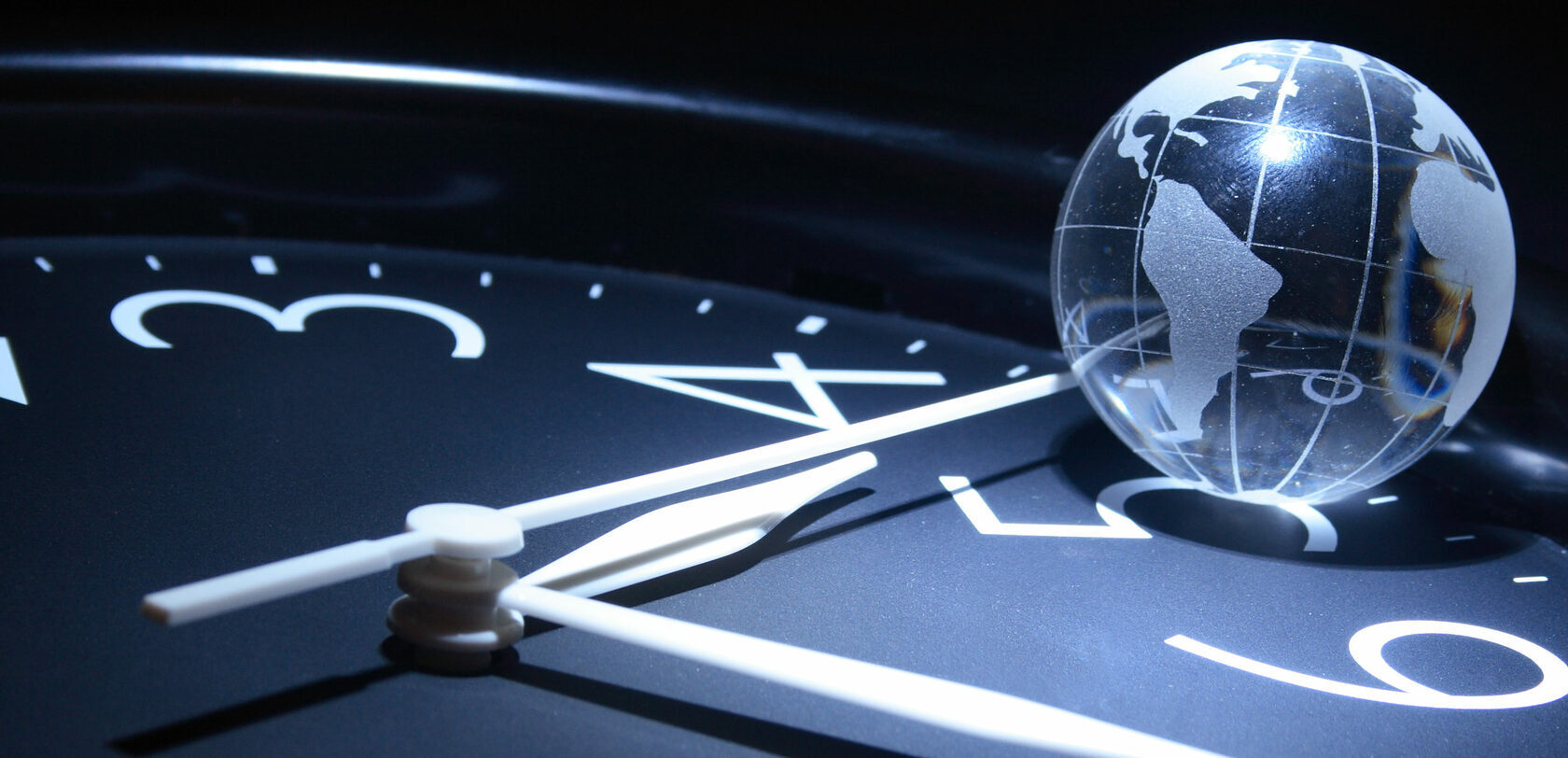 Нововведения с ноября 2025 года: какие законы вступят в силу, что подорожает?