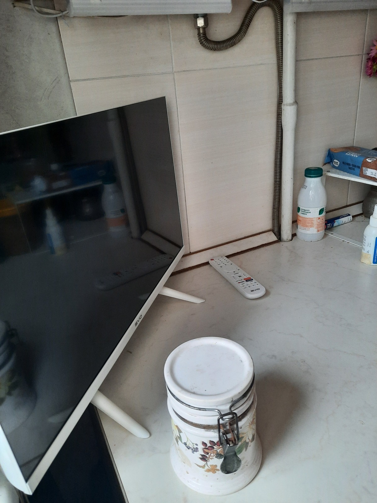 Как пенсионерка телевизор EVO TV 24 подключала