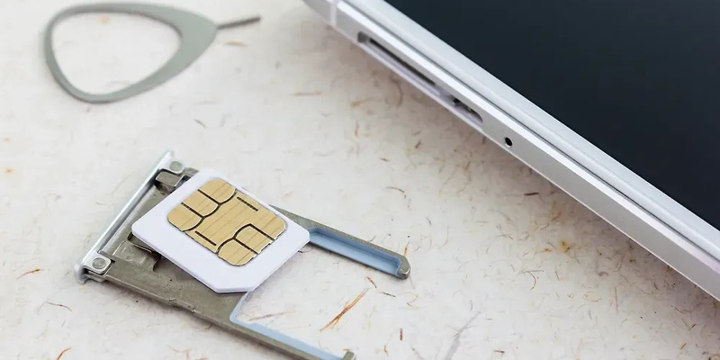 С ноября начнут массовые блокировки SIM-карт: кому угрожает отключение связи