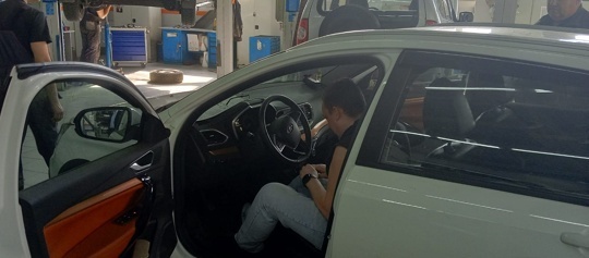 В России массово сдают новые Китайские авто. Ч.1___Получилось. За новый китайский авто стоимостью 2,5 млн. автовладелец отсудил более 15 млн.