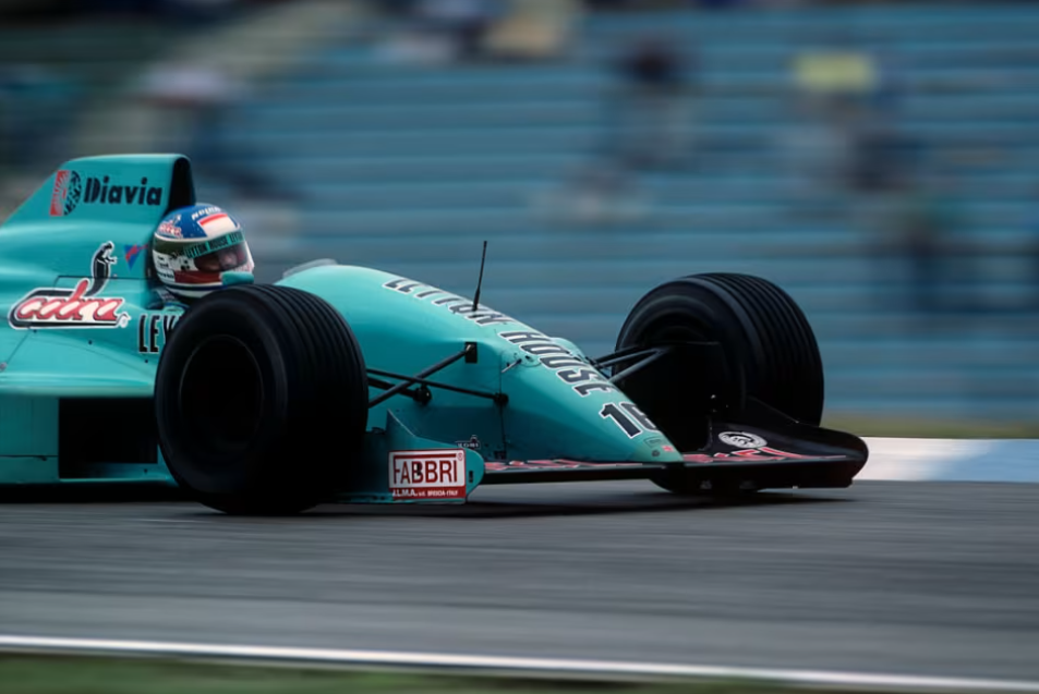 Формула-1: Эдриан Ньюи - человек, который может видеть и управлять воздухом