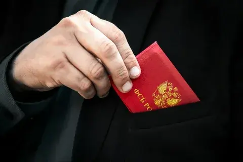 Лже-полковнику ФСБ- дали, но мало