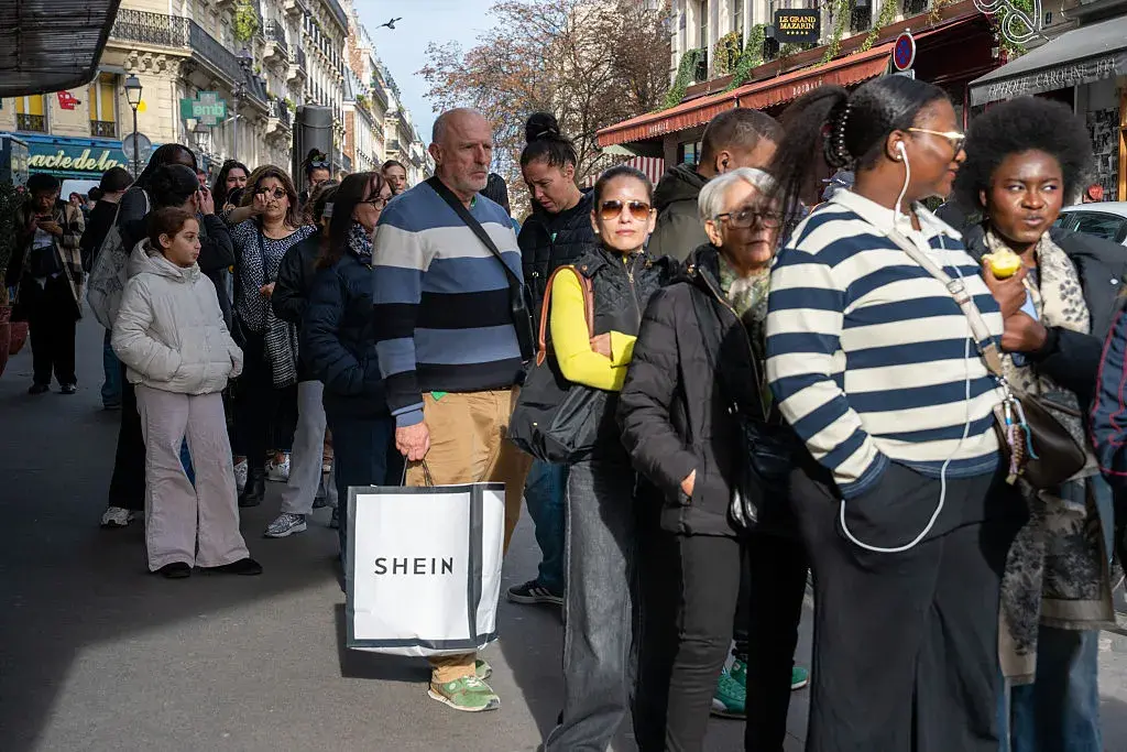 Китайский маркетплейс напугал Европу — во Франции сопротивляются приходу Shein